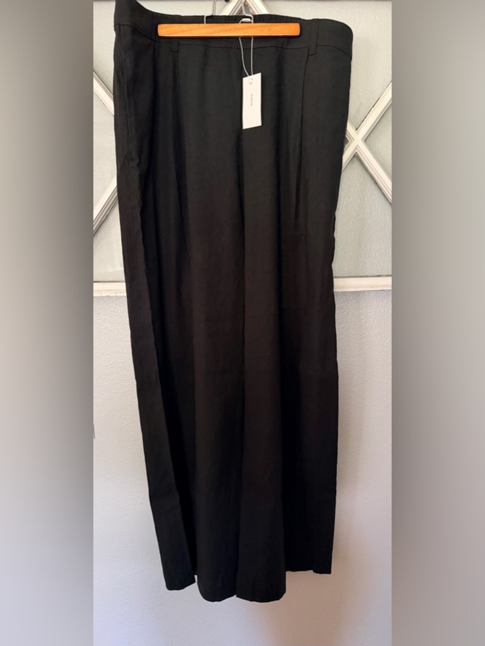 Vince Pleated Pull-On pants